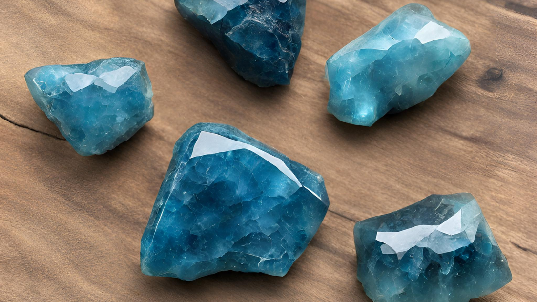 Blue Apatite Crystal Properties: Inspiration, Communication, Motivation, Throat Chakra.