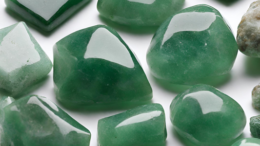 Green Aventurine Crystal Benefits: Luck, Abundance, Heart Healing, Emotional Balance.