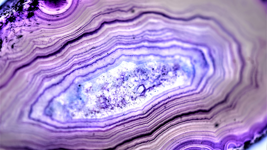 Purple Agate Crystal Properties: Healing, Grounding, Creativity, Emotional Stability.