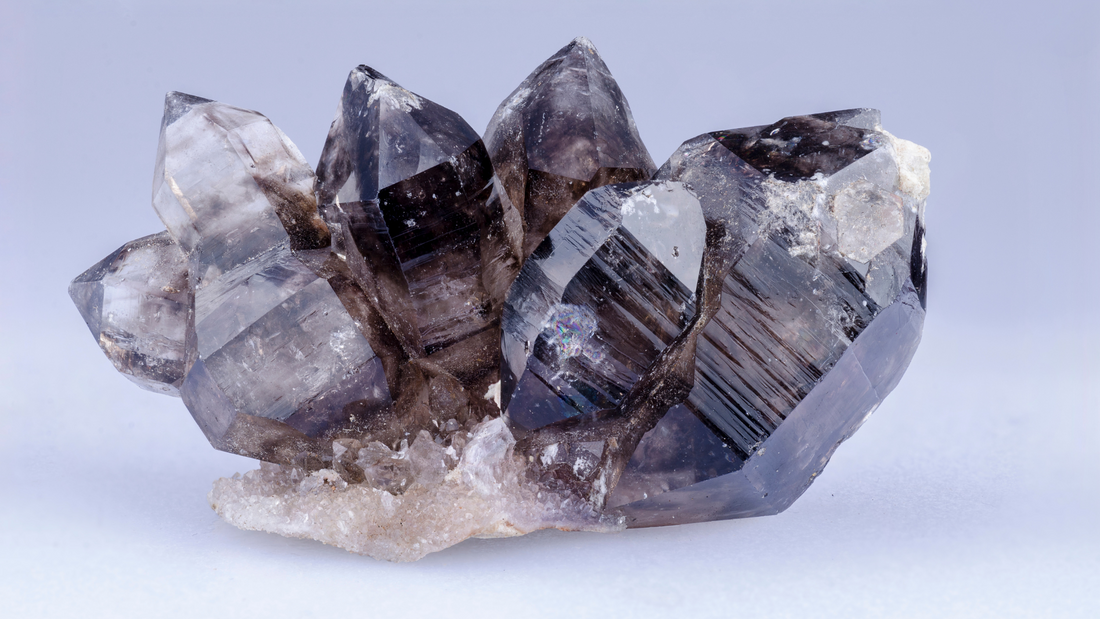 Smokey Quartz Crystal Benefits: Grounding, Protection, Stress Relief, Emotional Balance.