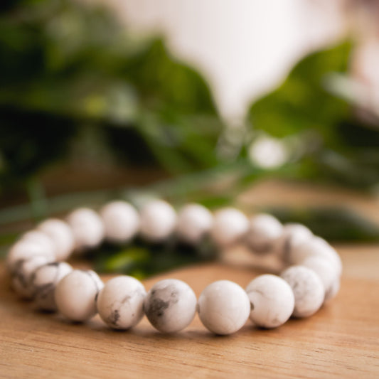 Howlite Elastic Crystal Bracelet