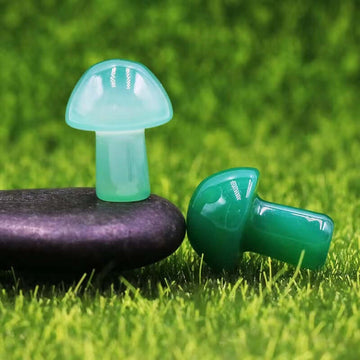 Ancient Infusions Green Agate Carved Mushroom - ~0.8 inches of grounding and balancing energies.