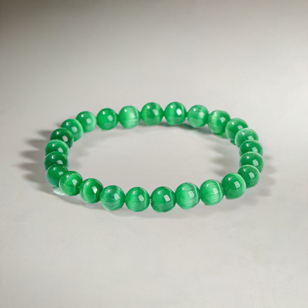 Green Cat’s Eye Bracelet Benefits and Meaning – Real Healing Crystal Jewelry for Protection and Growth.
