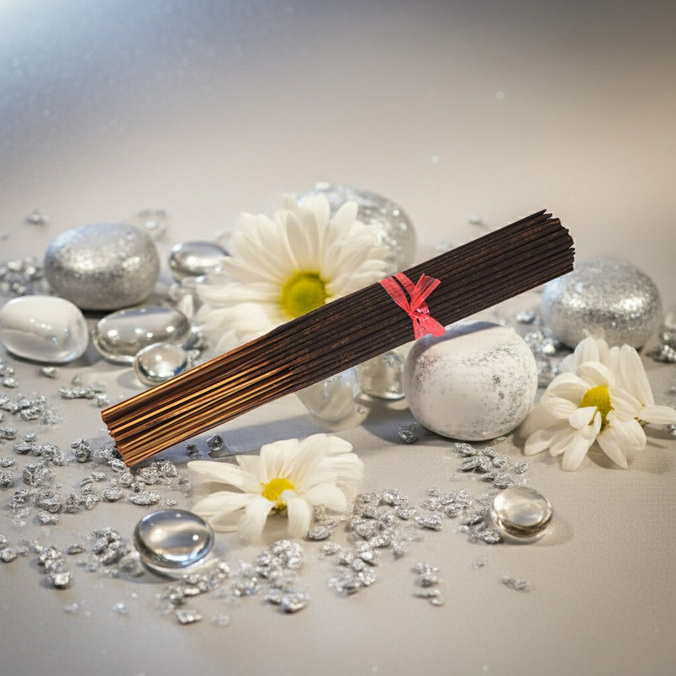 White Diamond Inspired Incense Sticks in the center